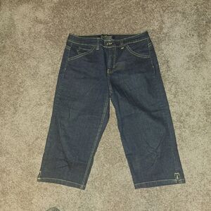 Gloria Vanderbilt Dark Blue Denim Perfict Fit Capri Pants